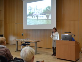 Lecture on Paris, 2019